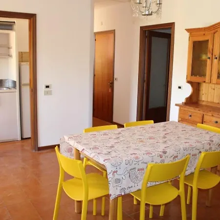 Novella 1 E 2, A Con Posto Auto Apartmán