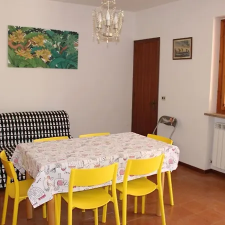 Novella 1 E 2, A Con Posto Auto *