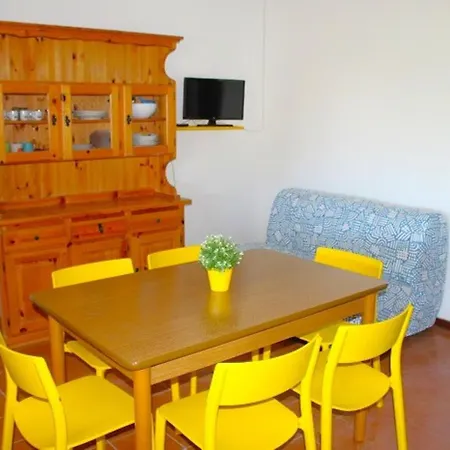 Novella 1 E 2, A Con Posto Auto *